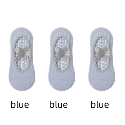 Elevate Yoga Socks™