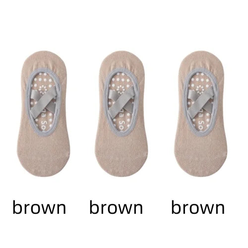 Elevate Yoga Socks™